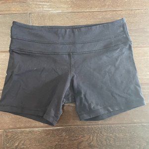 Lululemon Wunder Under Shorts - Size 8